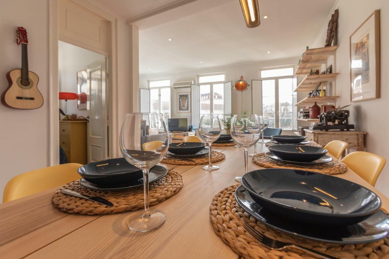 Fantastic Family Apartment In Estrela リスボン エクステリア 写真