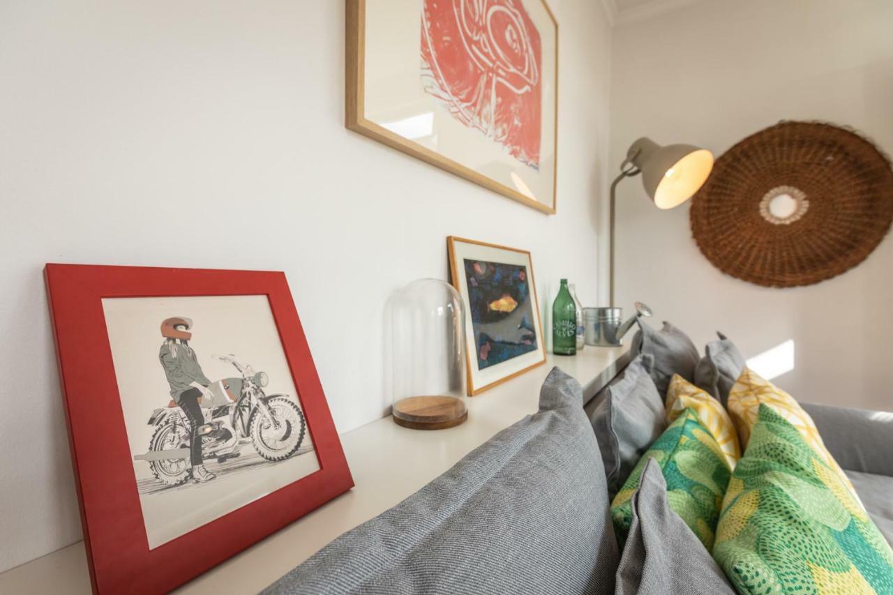 Fantastic Family Apartment In Estrela リスボン エクステリア 写真