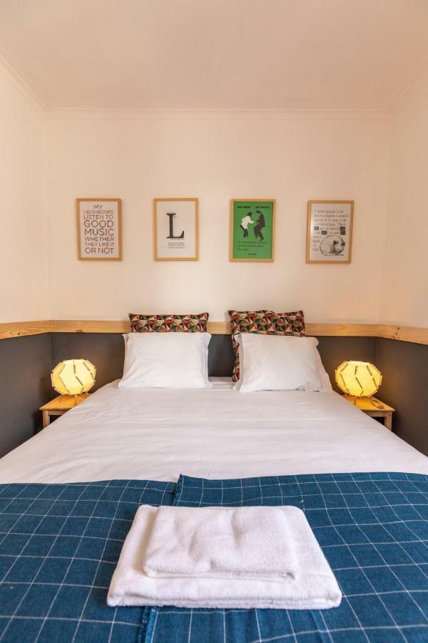 Fantastic Family Apartment In Estrela リスボン エクステリア 写真