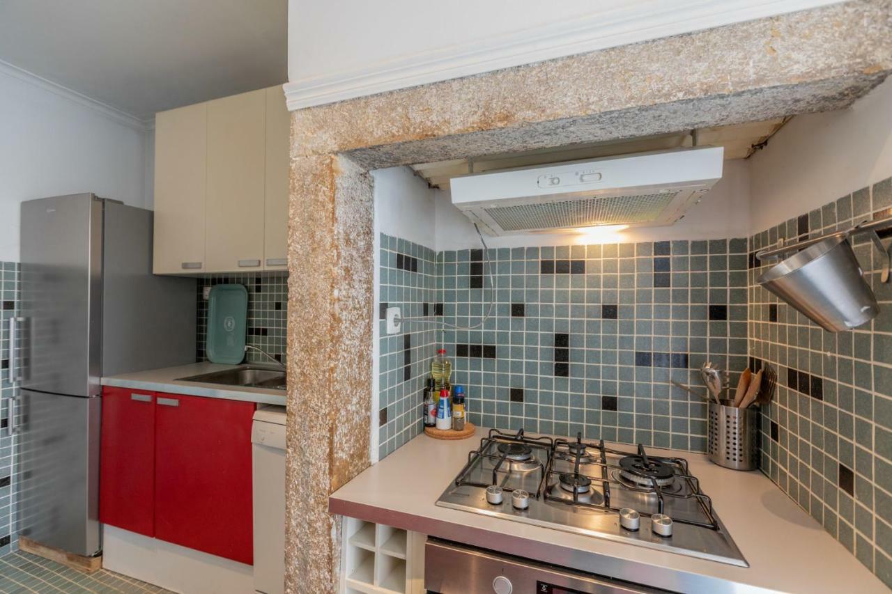 Fantastic Family Apartment In Estrela リスボン エクステリア 写真