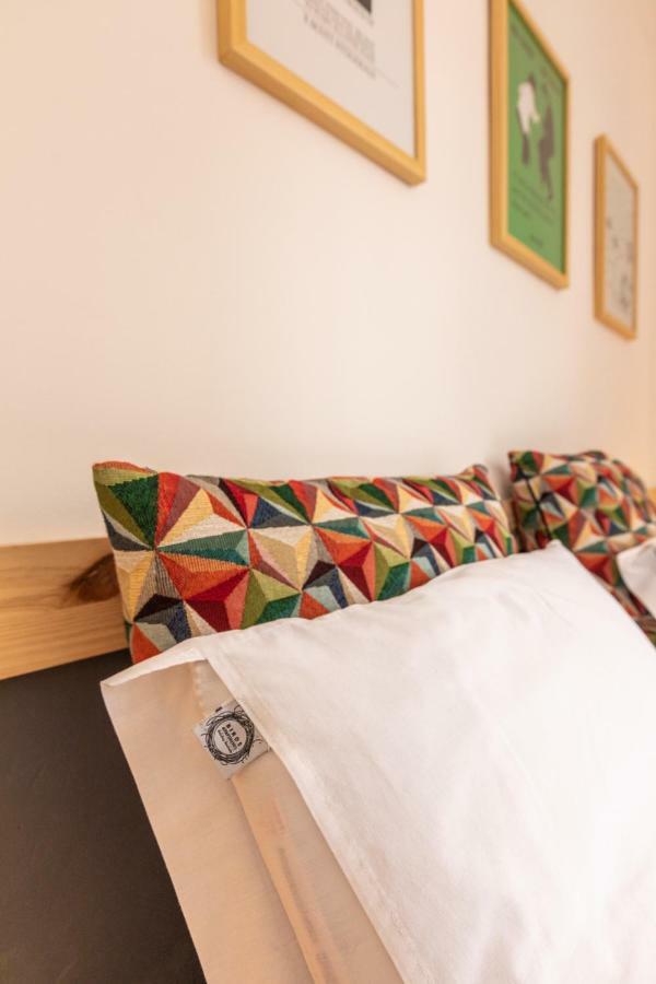Fantastic Family Apartment In Estrela リスボン エクステリア 写真